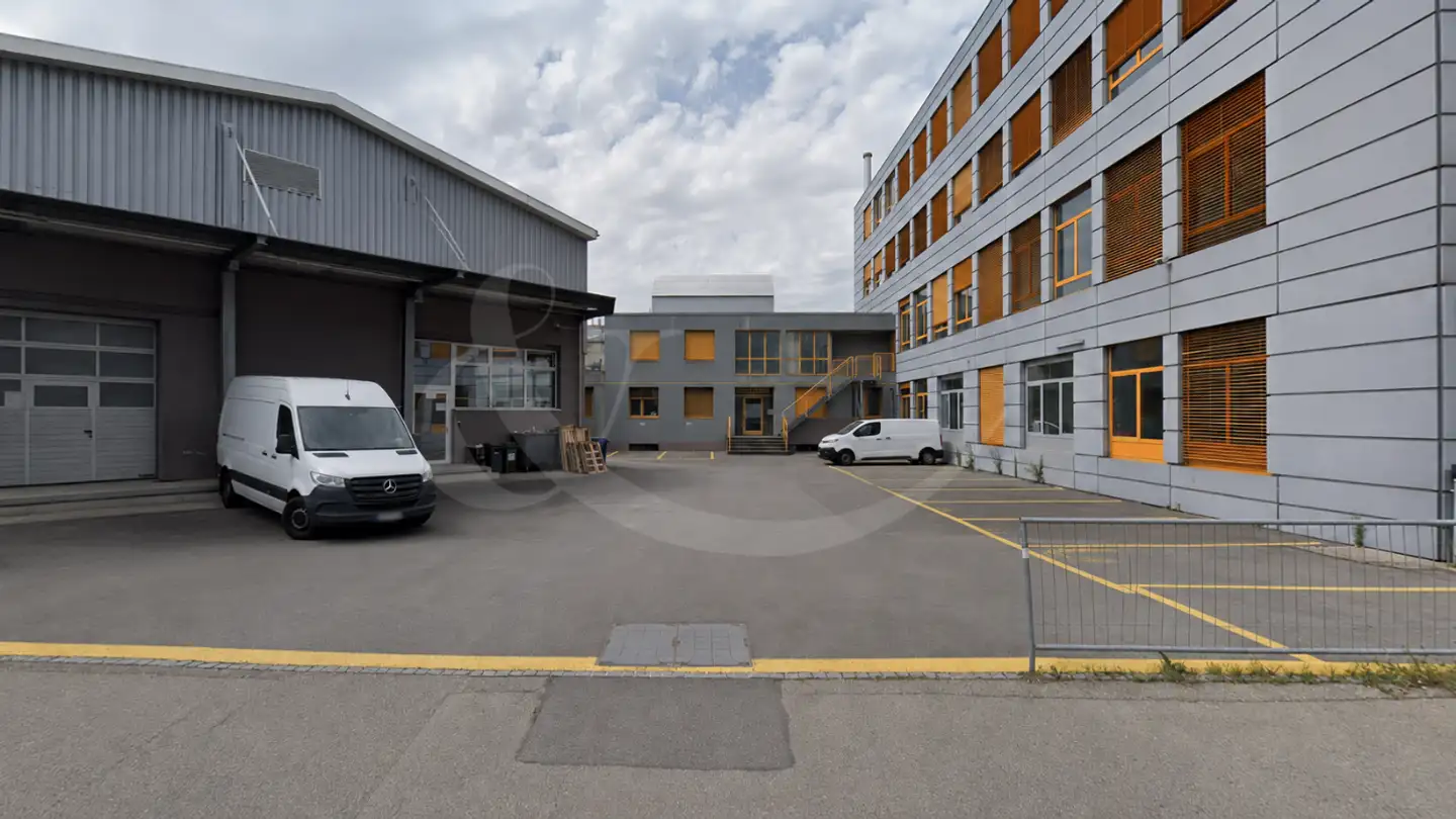 Outdoor parking space for rent - Rue Baylon 4, 1227 Carouge GE