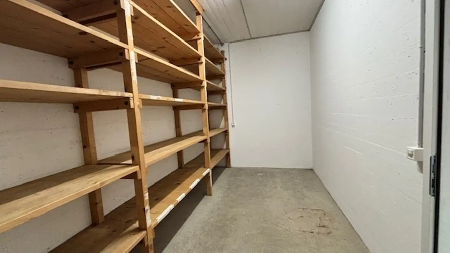 Commercial à louer - Gotthardstrasse 31, 6460 Altdorf UR