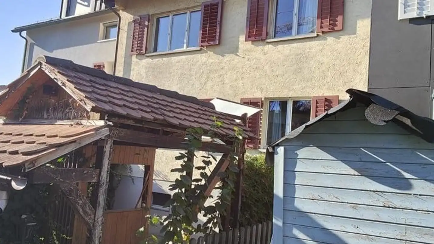 Row house for rent - Zürcherstrasse 37, 8908 Hedingen