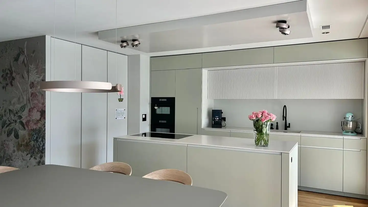 Appartement à louer - Chalenstrasse 11c, 8123 Ebmatingen