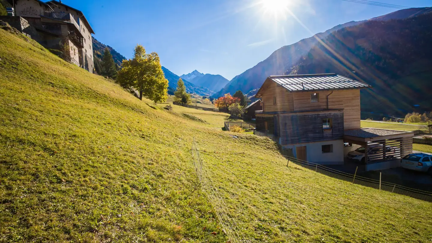 Terrain constructible à vendre - Sut vitg, 7184 Curaglia