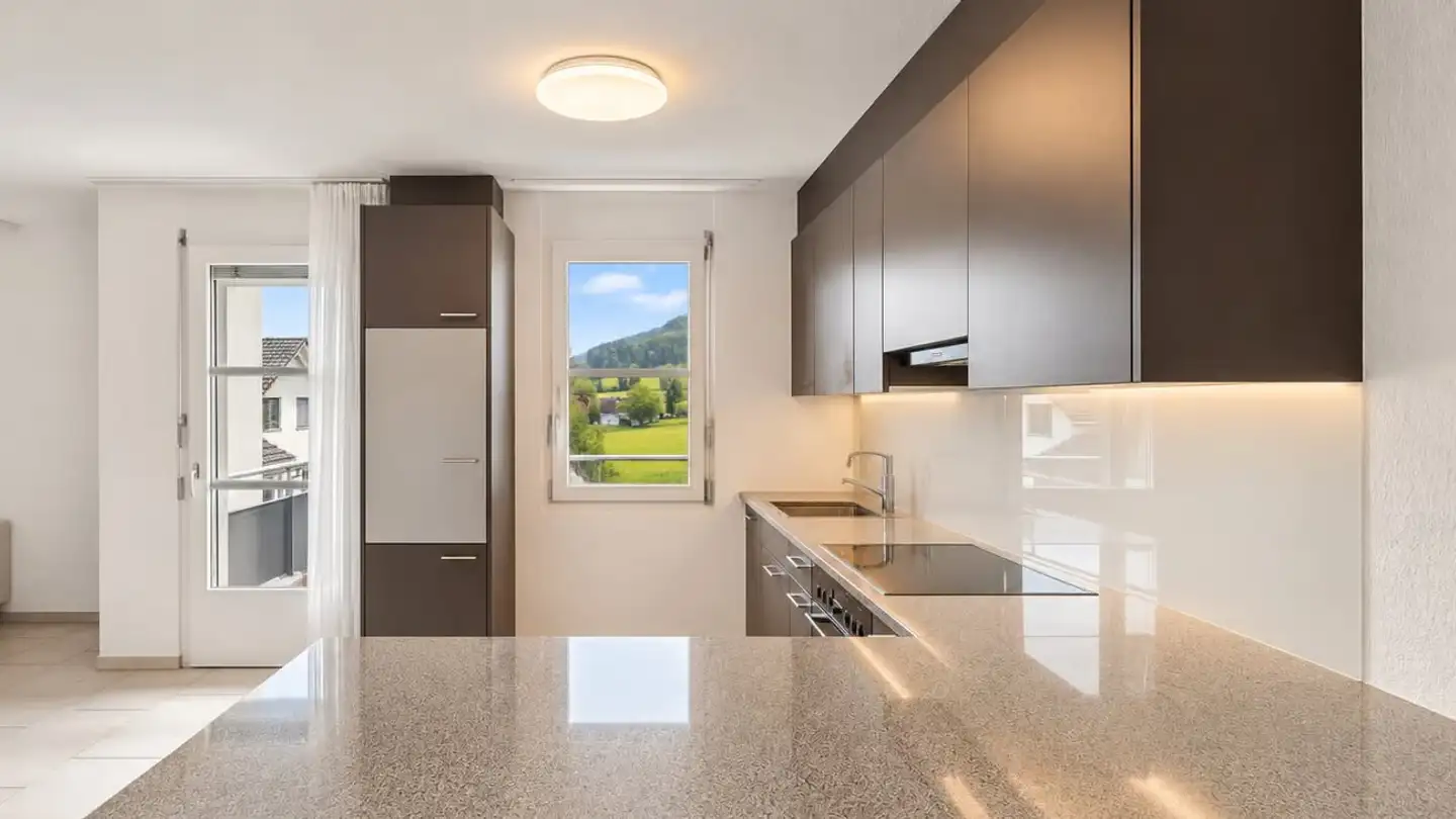 Appartement à louer - Höflistrasse 4, 8864 Reichenburg - Photo 2