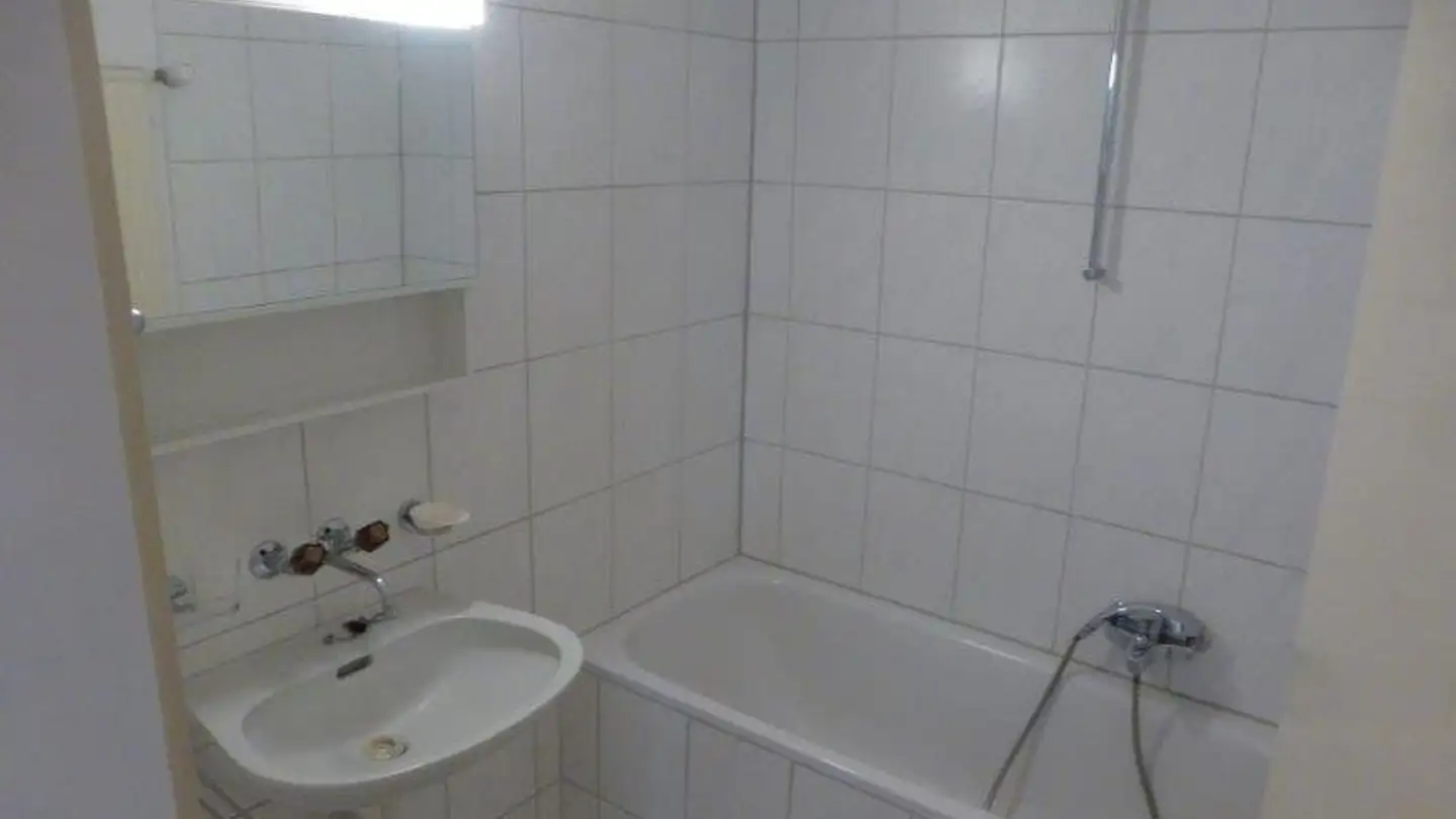 Apartment for rent - Rufibachstrasse 9, 8865 Bilten - Photo 4