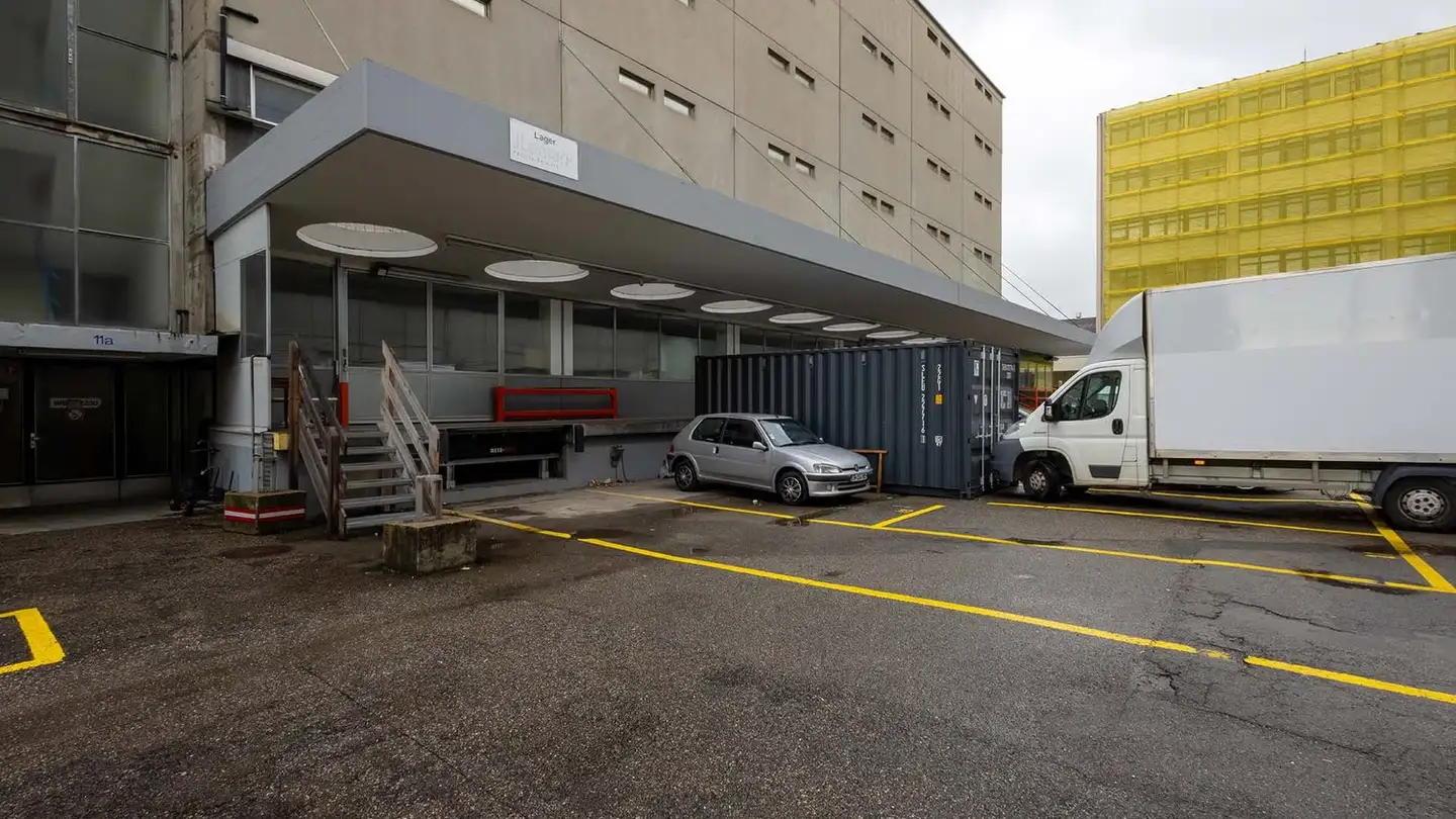 Industrial property for rent - Farnsburgerstrasse 10, 4132 Muttenz - Photo 4
