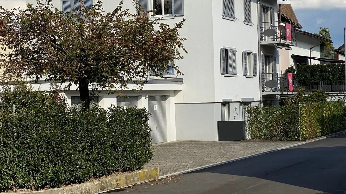 Attique à louer - Im Winkel 6, 8807 Freienbach