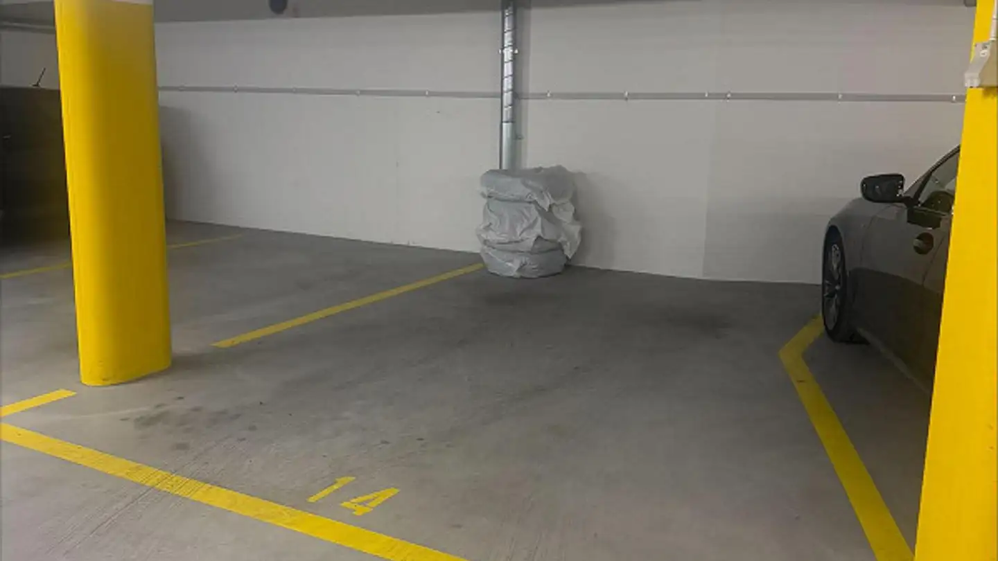 Tiefgaragenstellplatz mieten - Bahnhofstrasse 19c, 7320 Sargans - Foto 4