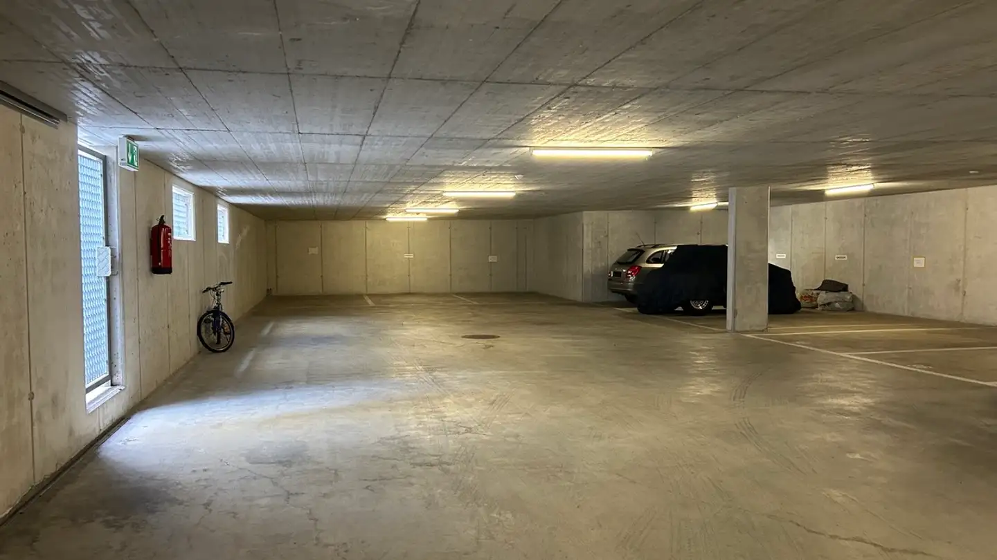 Underground parking space for rent - Via Locarno, 6616 Losone - Photo 3