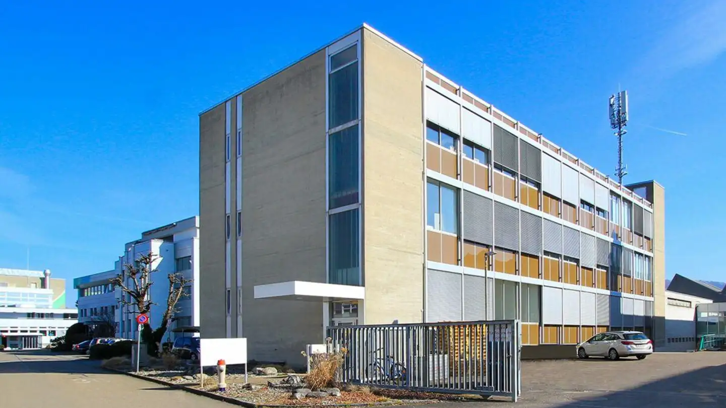 Commerciale in vendita - Römerstrasse 3, 4153 Reinach BL