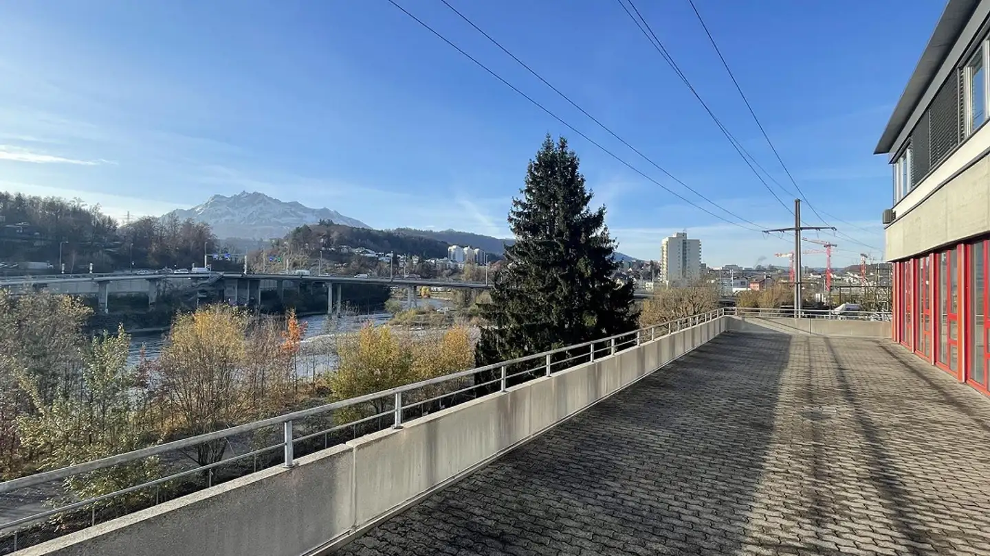Bürofläche mieten - Schachenstrasse 10a, 6020 Emmenbrücke - Foto 3
