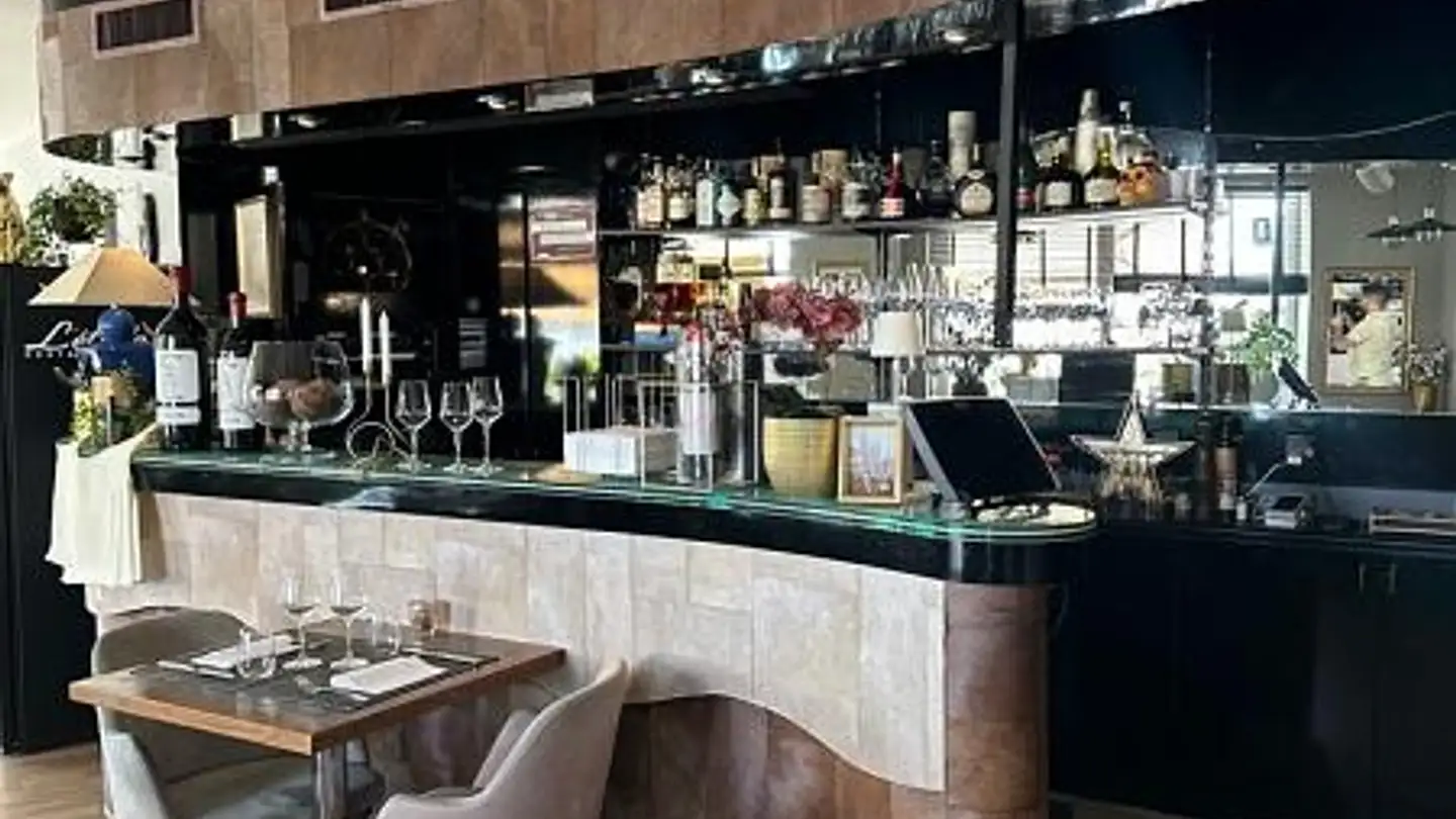 Hotel for sale - 1004 Lausanne