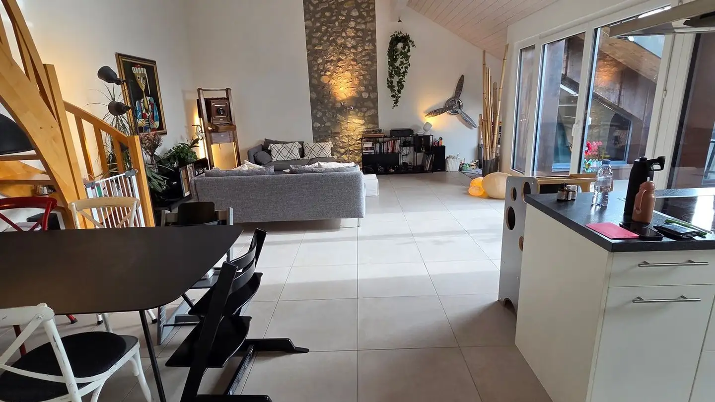 Apartment for rent - 1269 Bassins