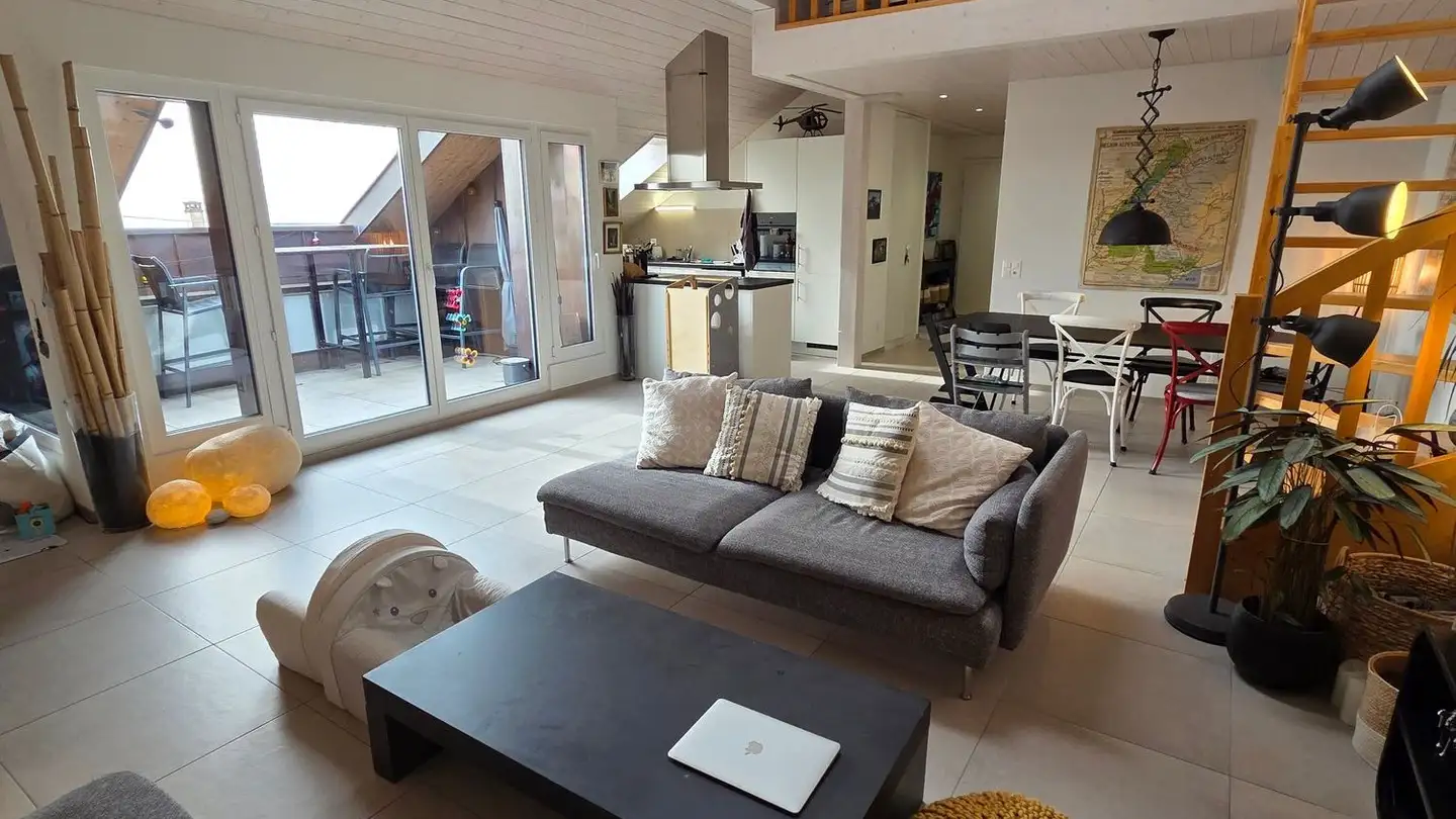 Apartment for rent - 1269 Bassins - Photo 2