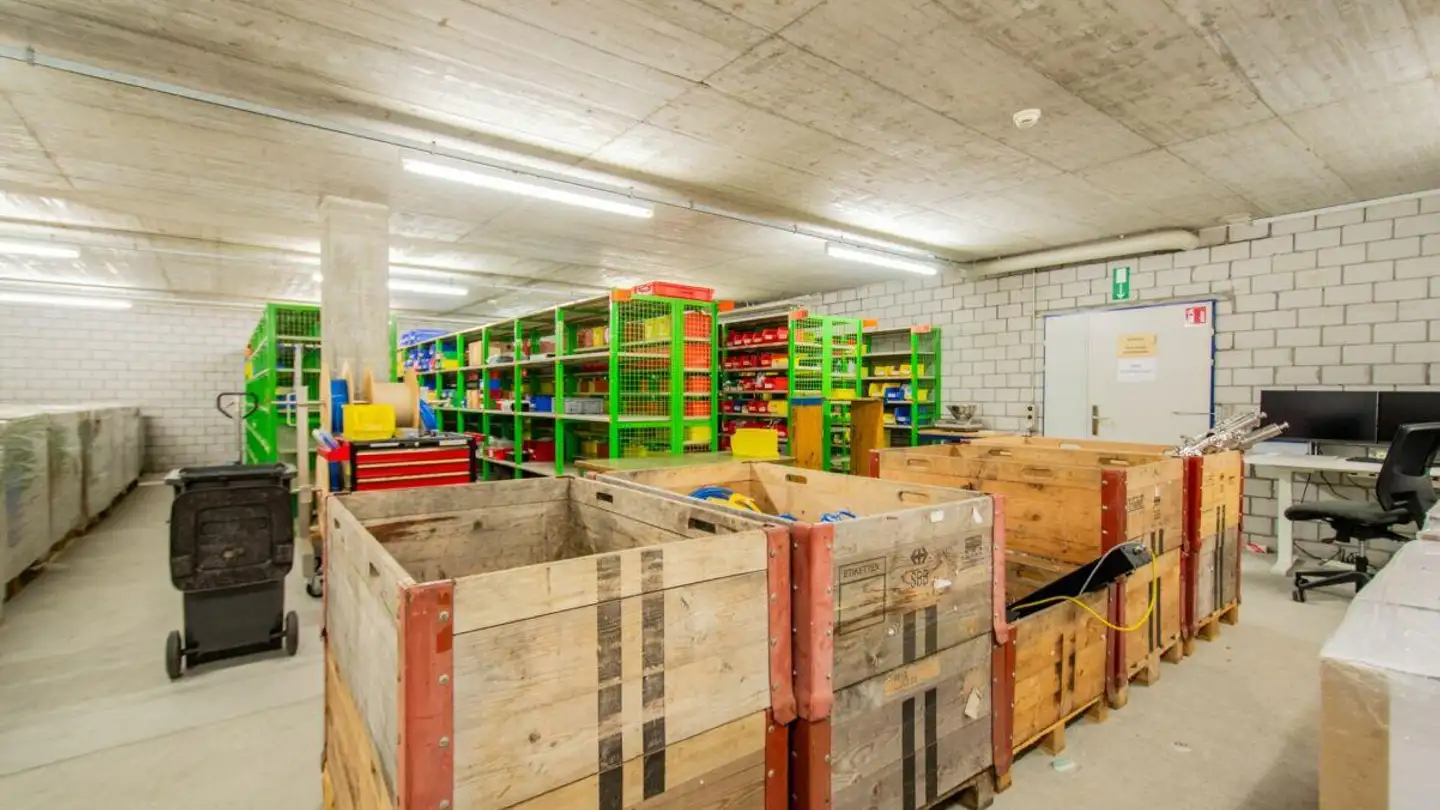 Gewerbe mieten - Oberaustrasse 7, 7203 Trimmis - Foto 3