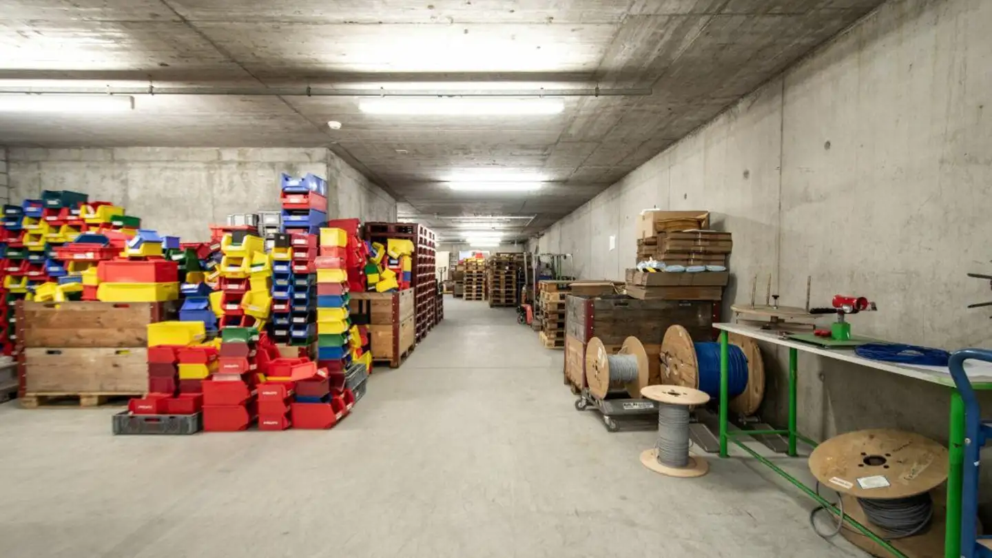 Gewerbe mieten - Oberaustrasse 7, 7203 Trimmis - Foto 4