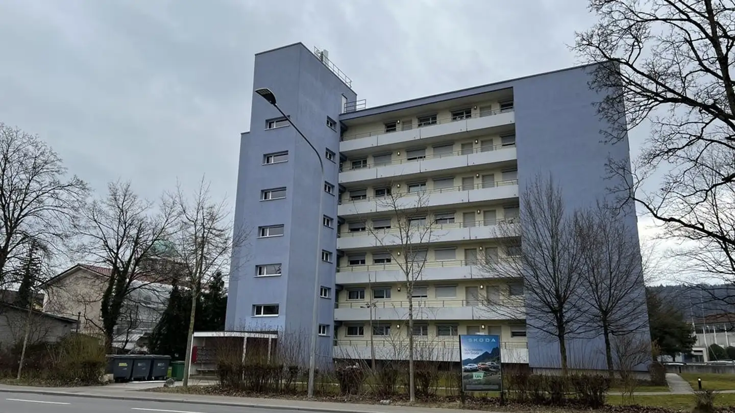 Garage for rent - Luegislandstrasse 269, 8051 Zürich