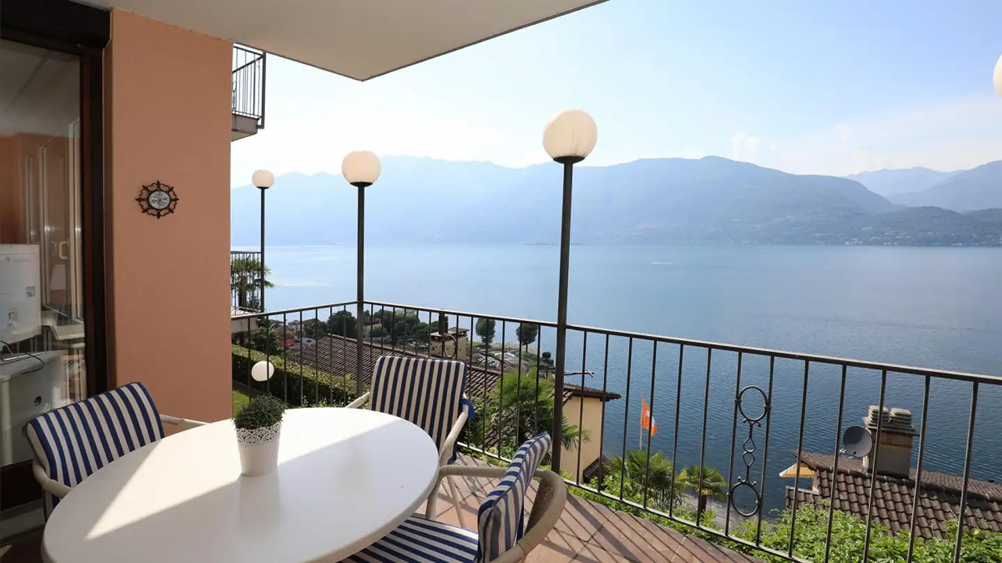 Apartment for sale - Via Serafino Balestra 37, 6576 Gerra (Gambarogno)