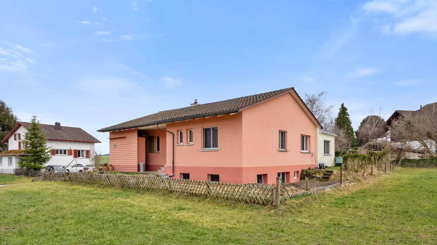 Casa singola in vendita - Frauenfelderstrasse 56, 8514 Amlikon-Bissegg