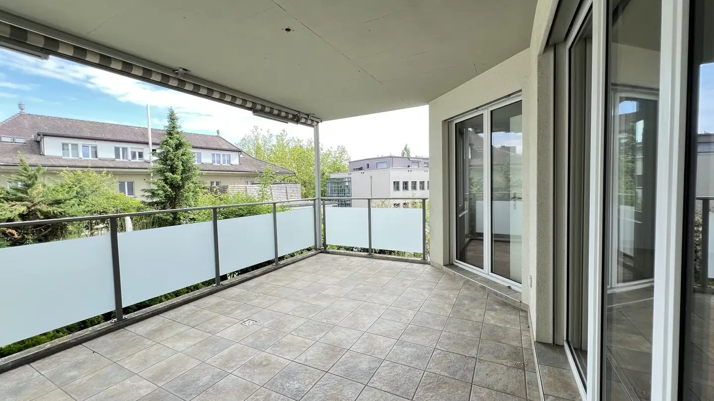 Mehrfamilienhaus mieten - Juraweg, 3250 Lyss