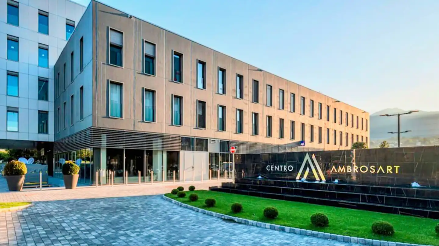 Office space for rent - Via Cantonale 38, 6928 Manno