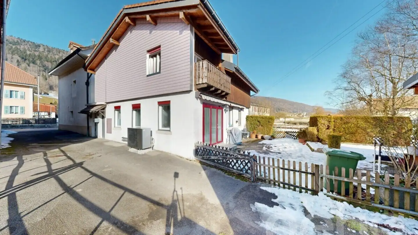 Maison troglodyte à vendre - 2612 Cormoret