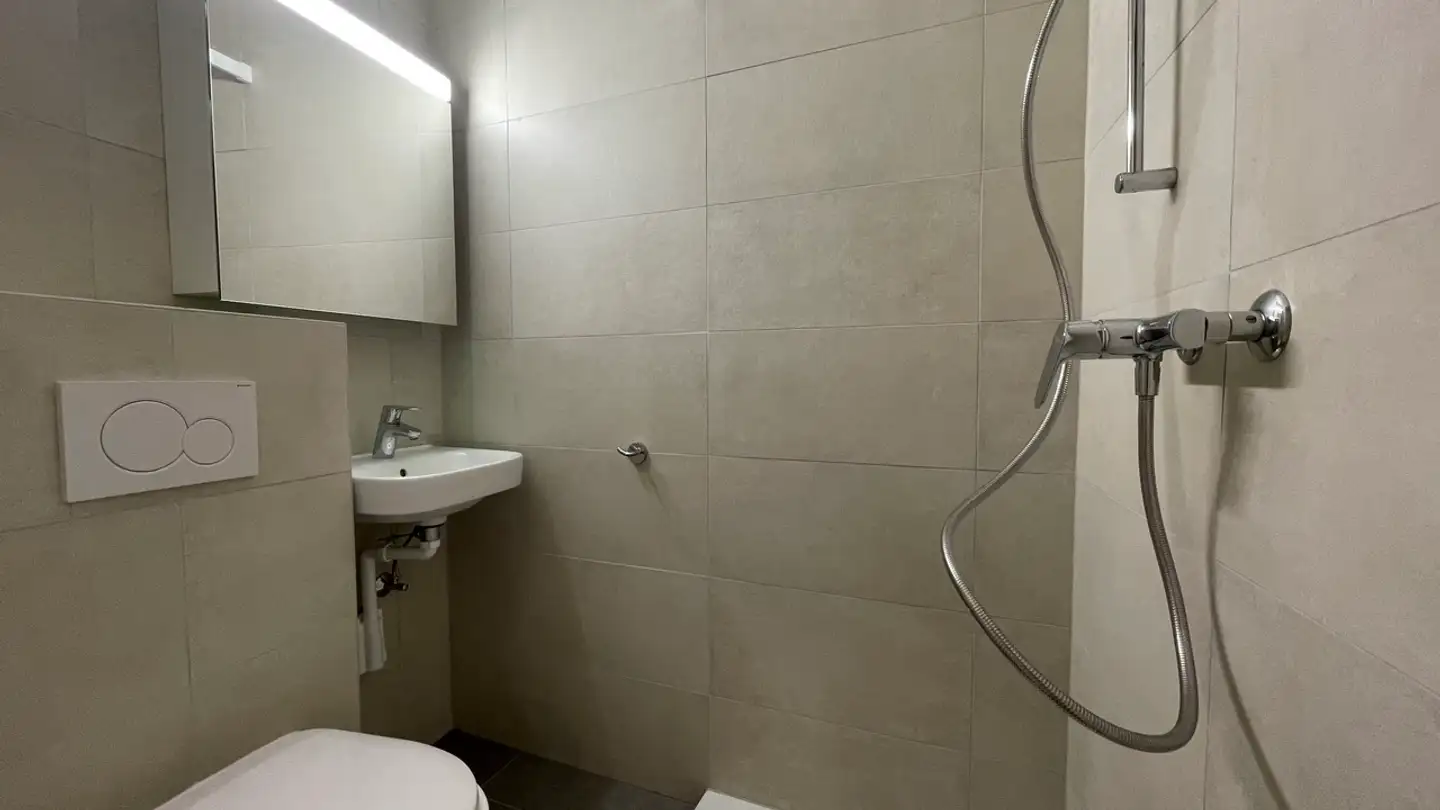 Apartment for rent - Avenue De La Gare, 1880 Bex - Photo 4