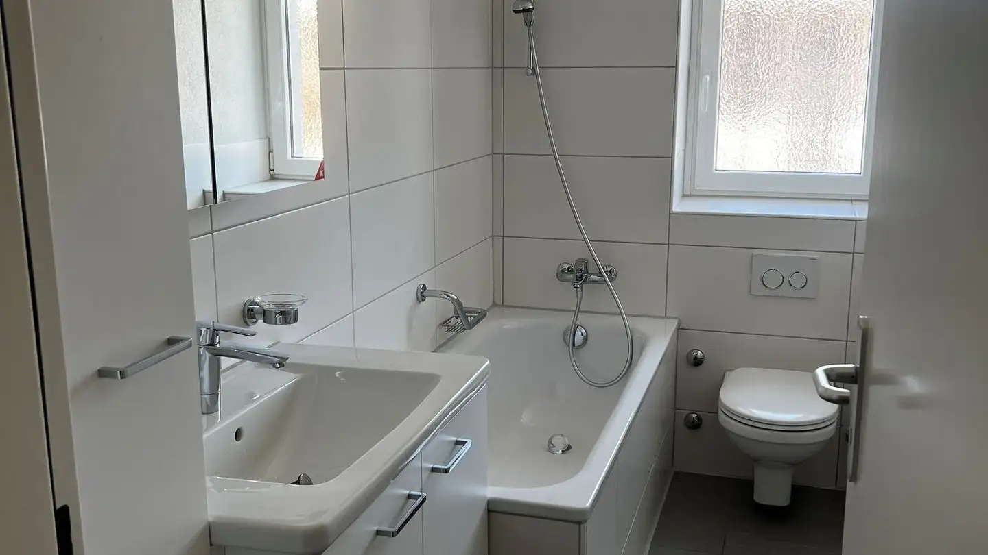 Appartement à louer - Altmannsteinstrasse 18, 8181 Höri - Photo 2