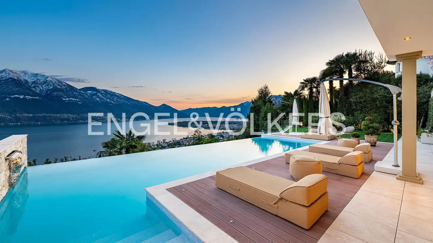 Villa for sale - 6645 Brione sopra Minusio