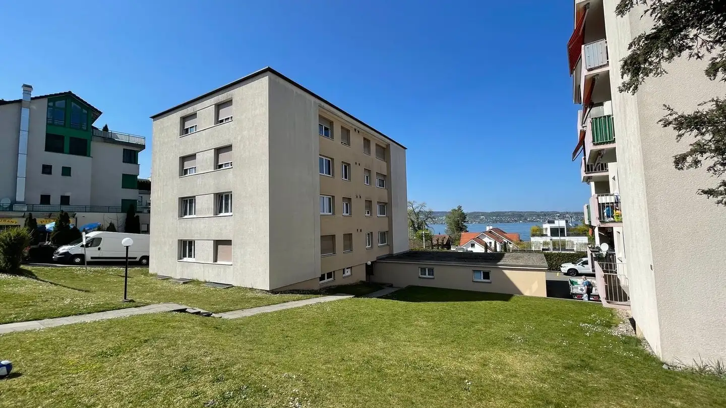 Wohnung mieten - Kantonsstrasse 89, 8807 Freienbach