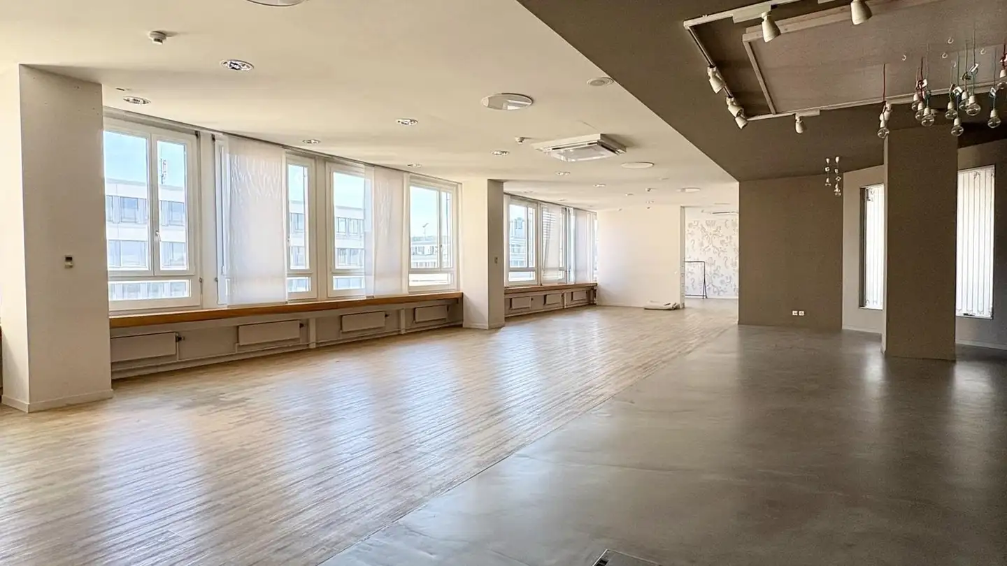 Commercial à louer - Thurgauerstrasse 113, 8152 Glattpark (Opfikon) - Photo 3