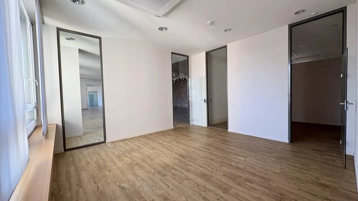 Commercial à louer - Thurgauerstrasse 113, 8152 Glattpark (Opfikon) - Photo 4