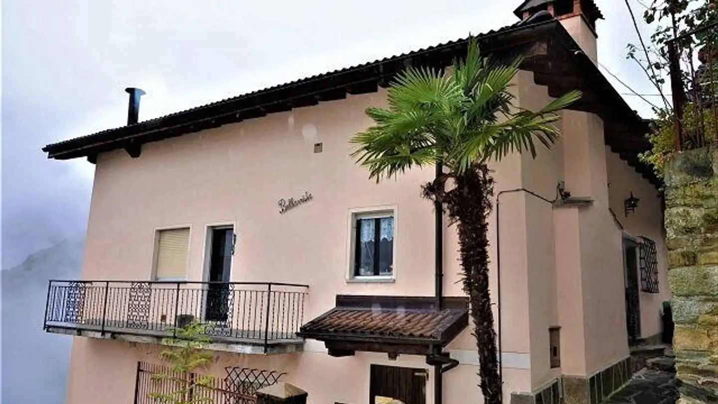 Casa grotta in vendita - 6816 Bissone
