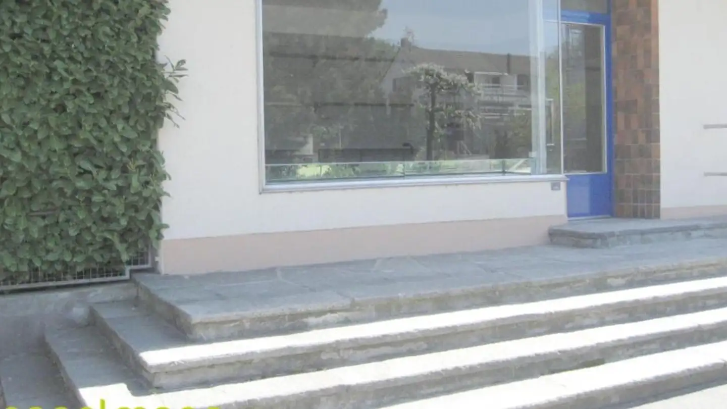 Geschäft mieten - Rue De La Thielle / Zihlstrasse 12, 2503 Biel/Bienne - Foto 3