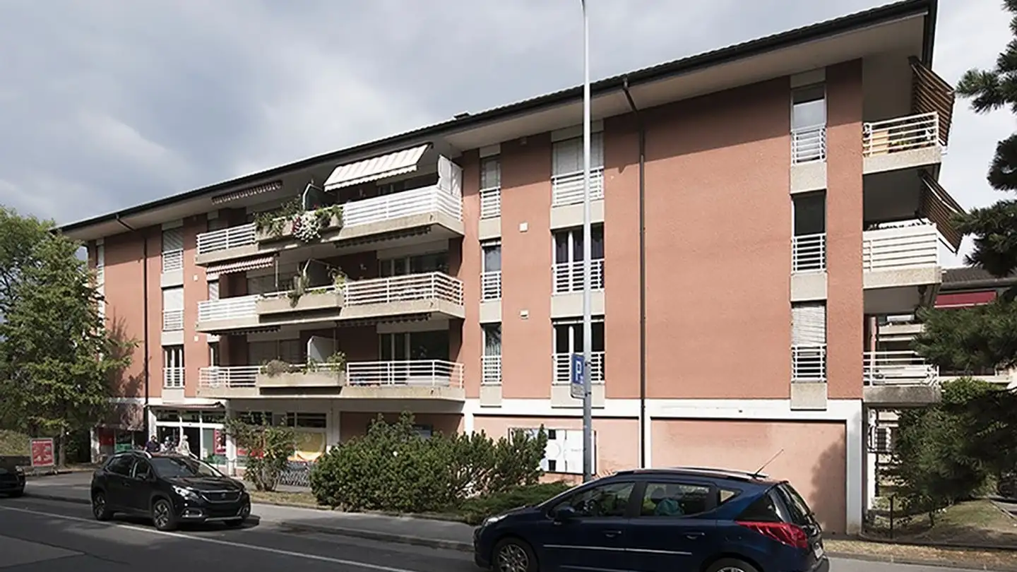 Garage à louer - Avenue Des Alpes 61, 1814 La Tour-de-Peilz
