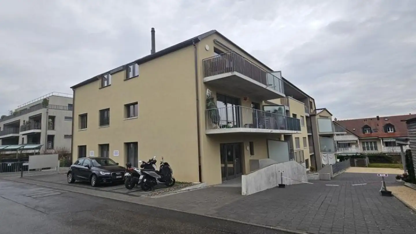 Place de parking souterraine à louer - Chemin de Sur-Beauvent 4, 1232 Confignon