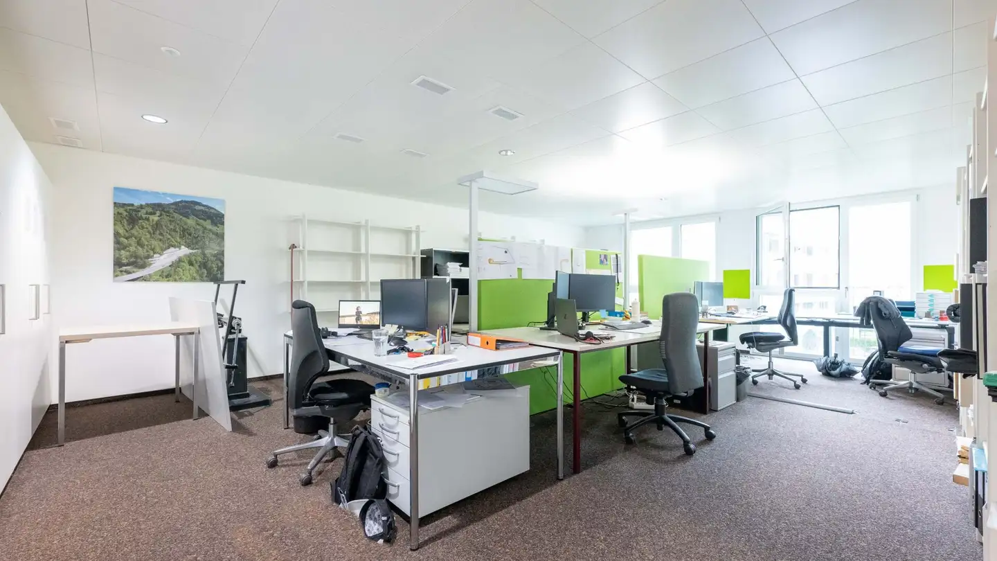 Spazio ufficio in affitto - Föhneneichstrasse, 6440 Brunnen - Photo 2