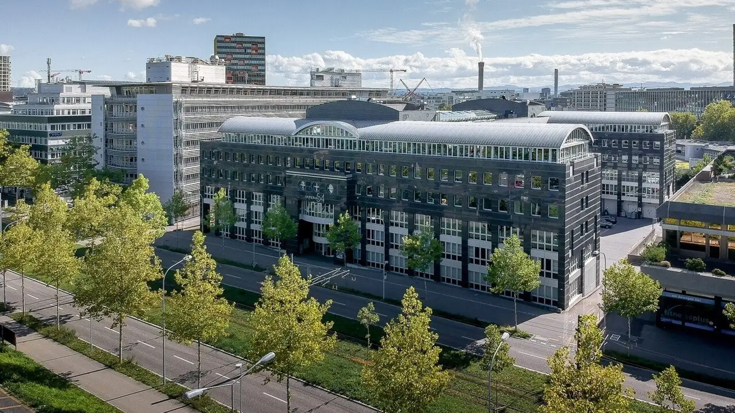 Office space for rent - Thurgauerstrasse 54, 8050 Zürich