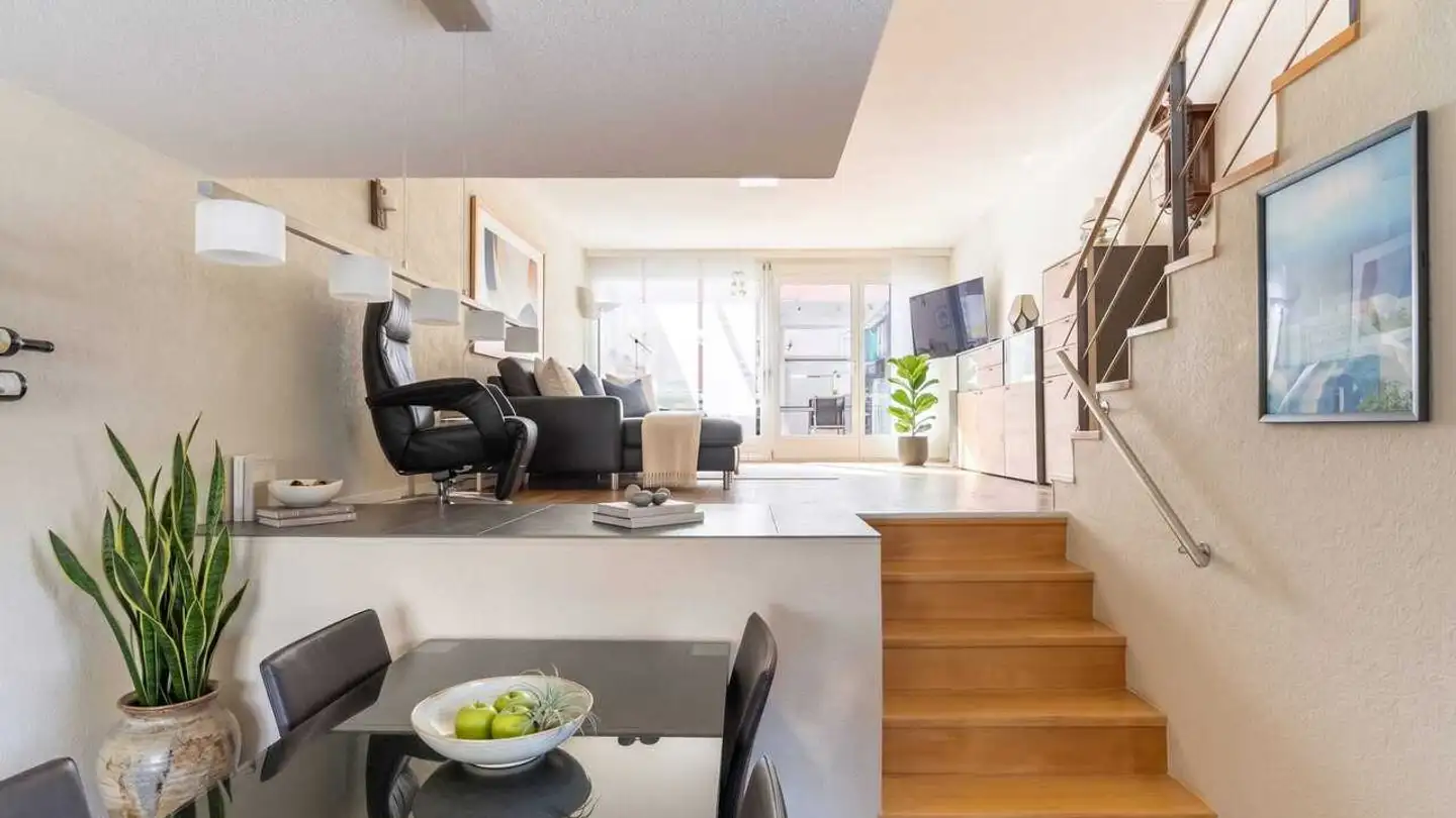 Cave house for sale - Sustenstrasse, 3604 Thun