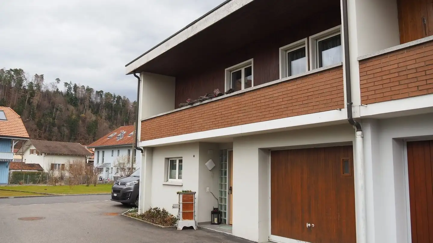 Reihenhaus mieten - Untere Niesenstrasse 4, 3627 Heimberg - Foto 2