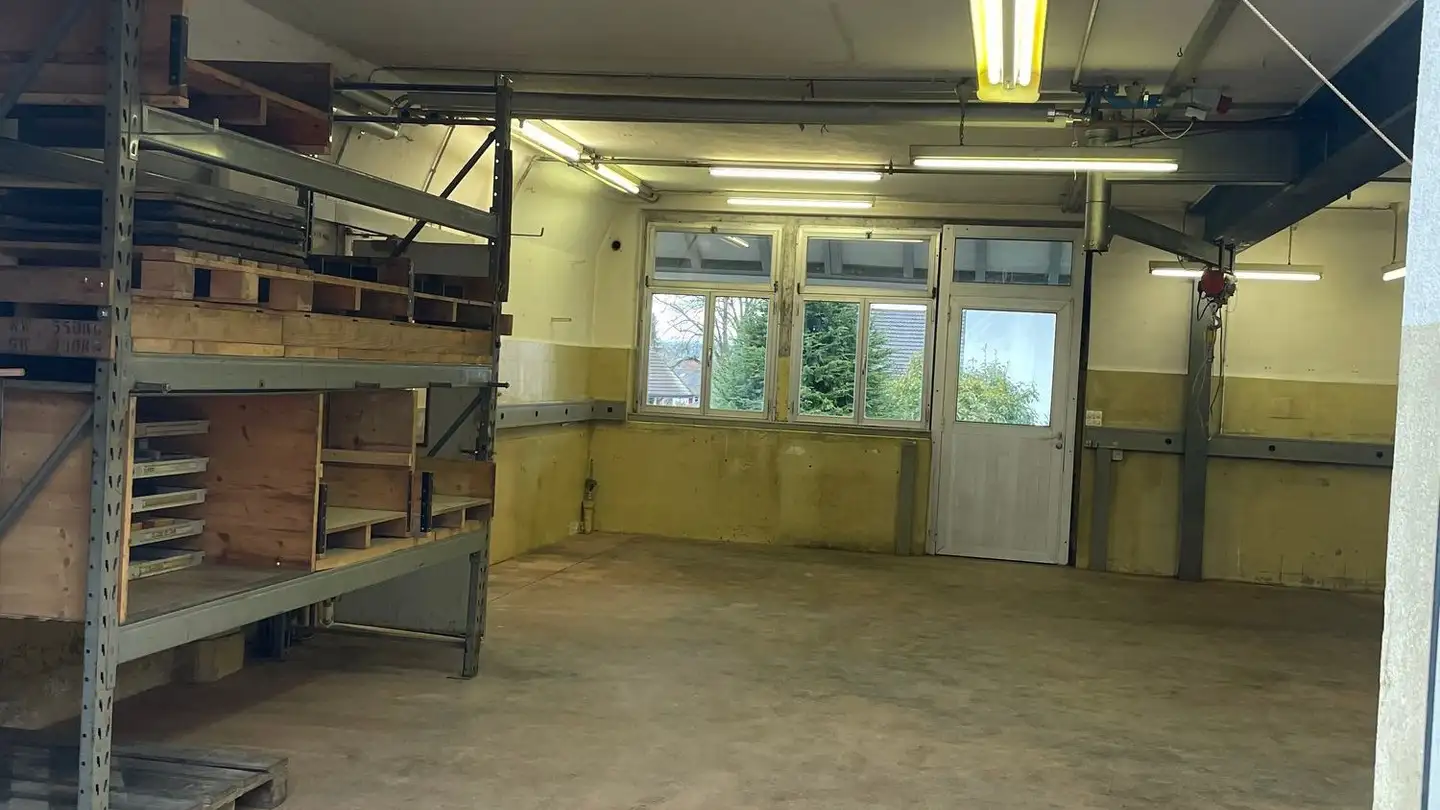 Atelier à louer - 3225 Müntschemier
