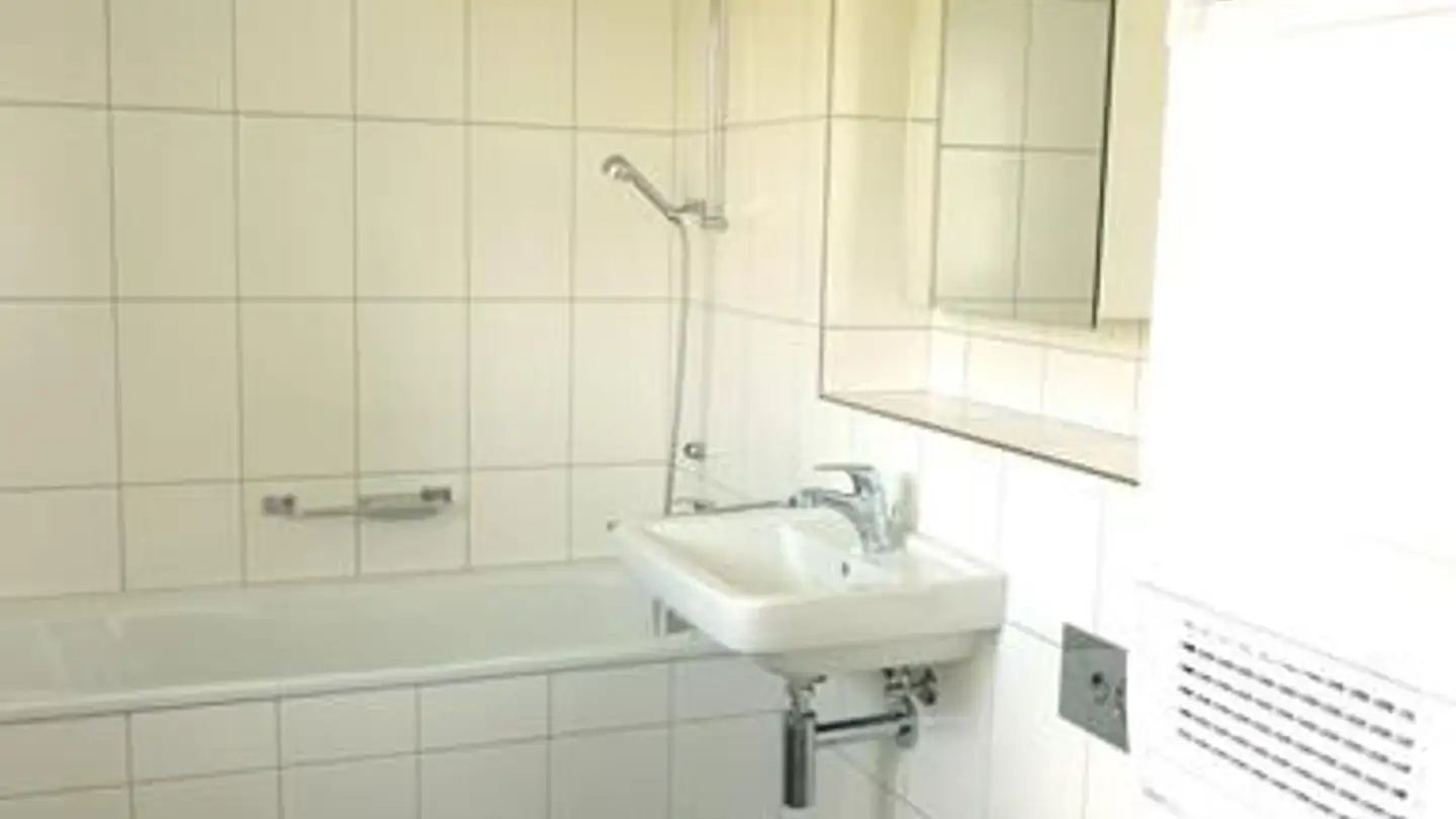 Attique à louer - Rosengartenweg 8, 5417 Untersiggenthal - Photo 4