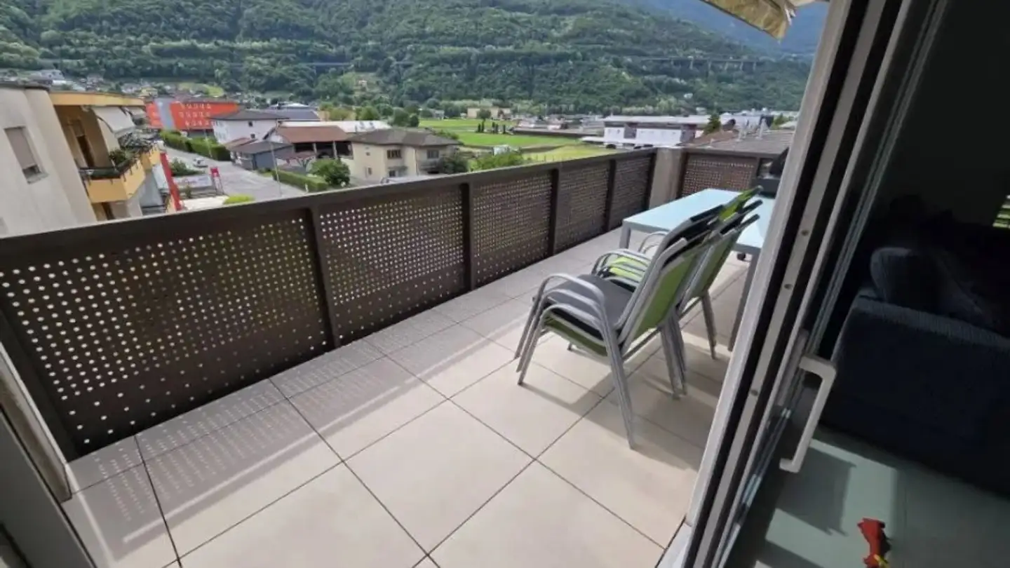 Wohnung mieten - Via Stazione 10, 6592 S. Antonino - Foto 3