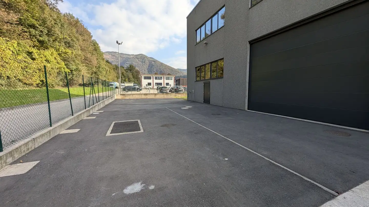 Espace de stockage à louer - Via Paintéd, 6805 Mezzovico