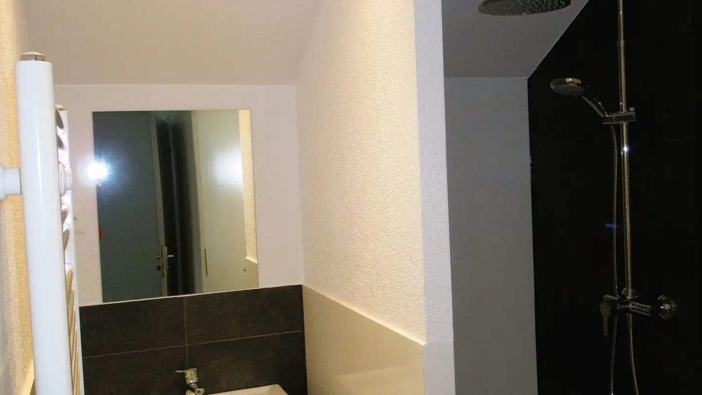 Appartamento in affitto - Rue De La Reuchenette 3, 2603 Péry - Foto 2