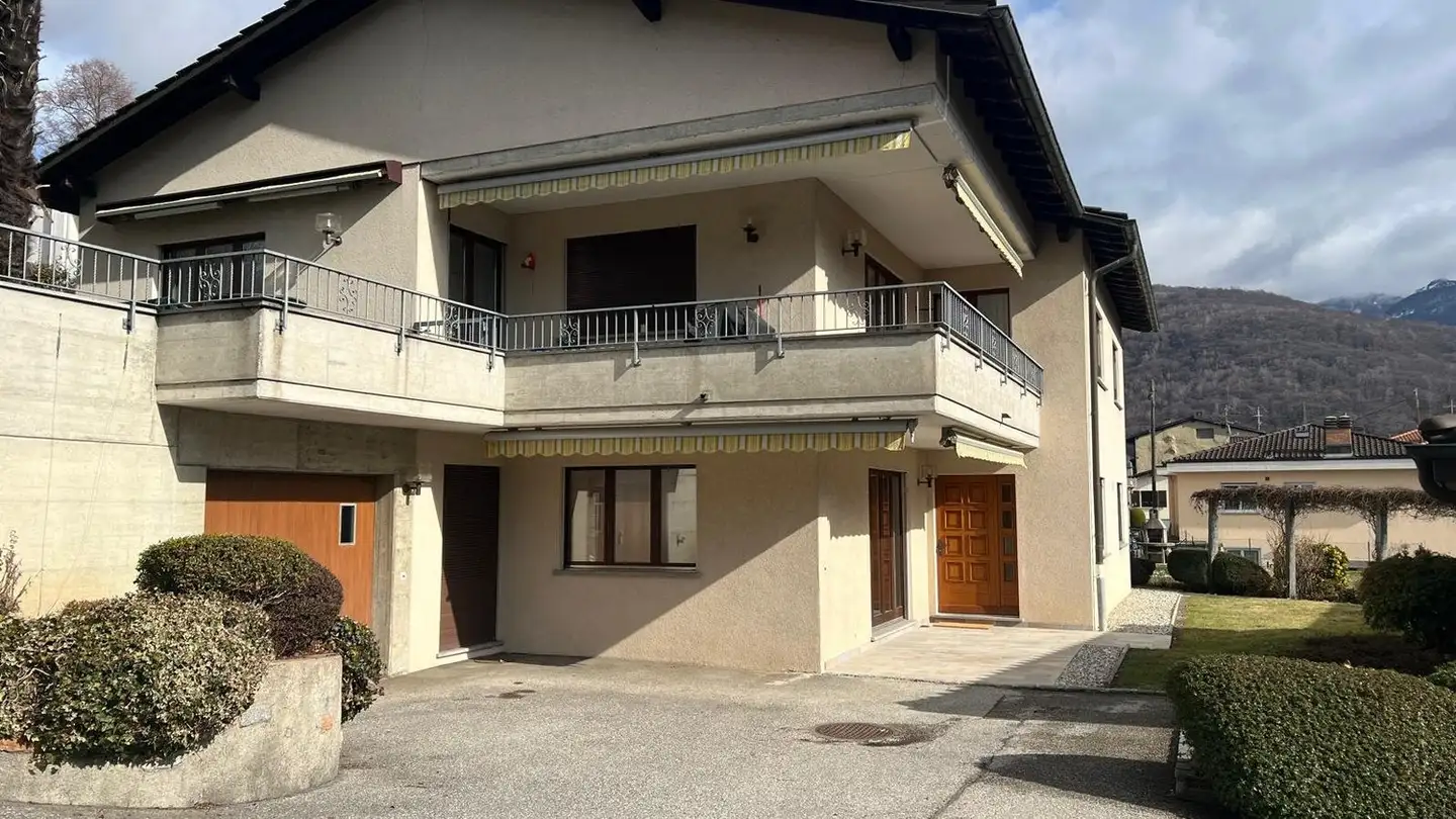 Apartment for rent - 6953 Lugaggia