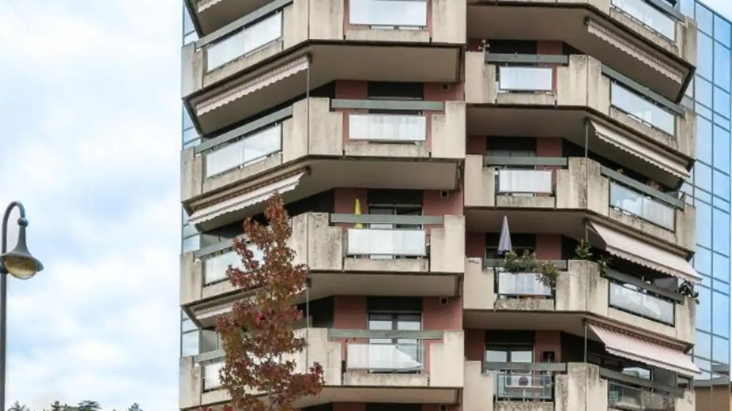Underground parking space for rent - Sentier des Borgognes 2A, 1815 Clarens