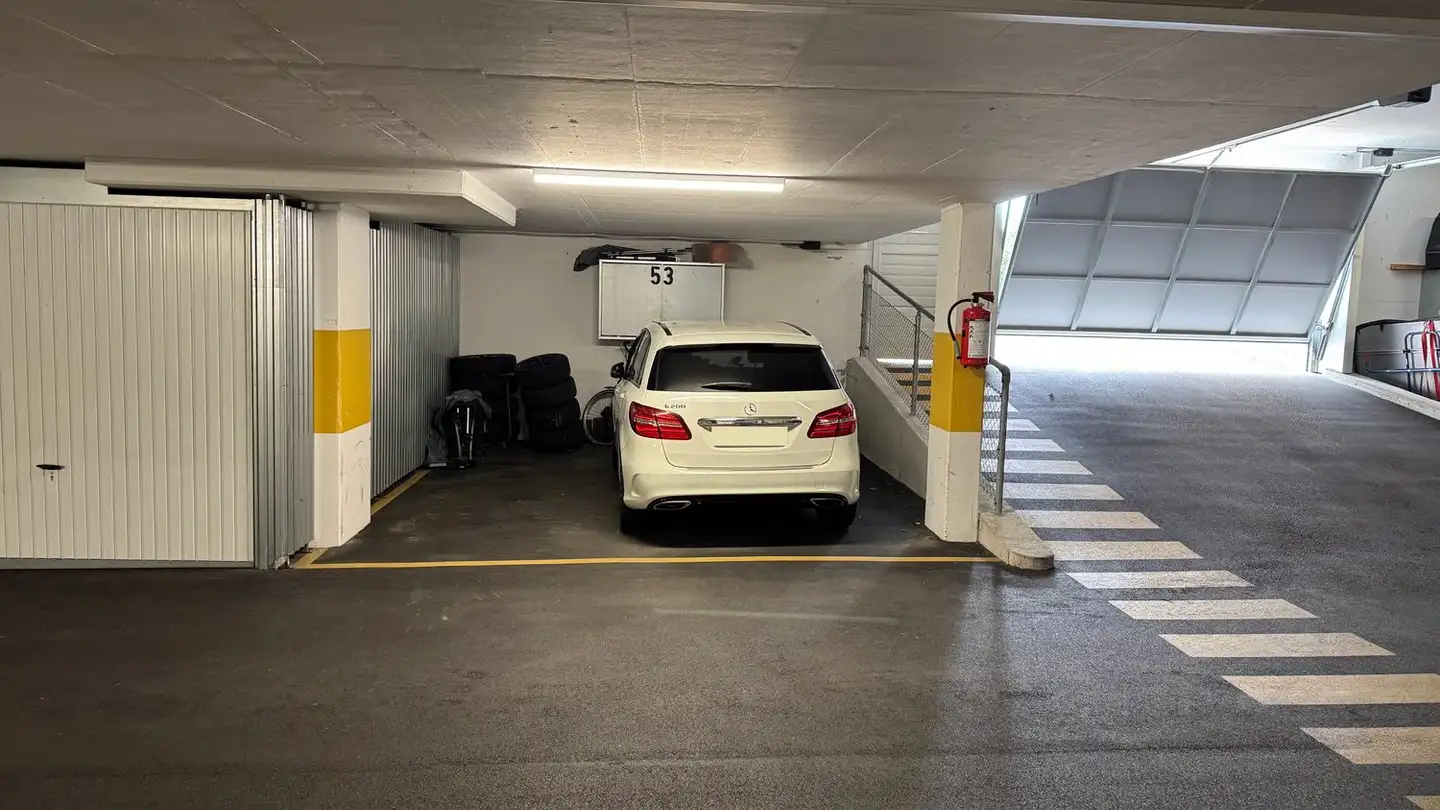 Place de parking souterraine à louer - Hinterbächlistrasse 6, 5452 Oberrohrdorf