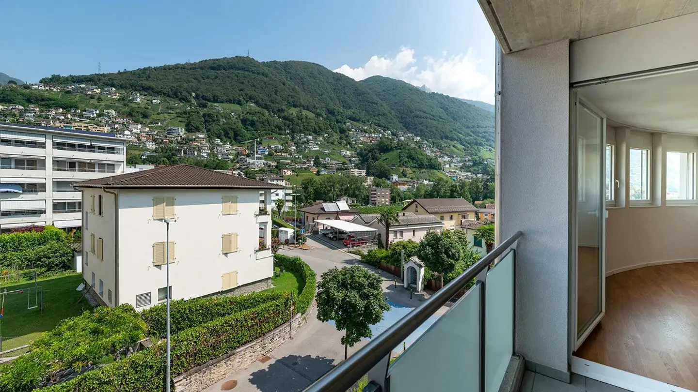 Appartement à louer - Via Gerbione 10, 6598 Tenero
