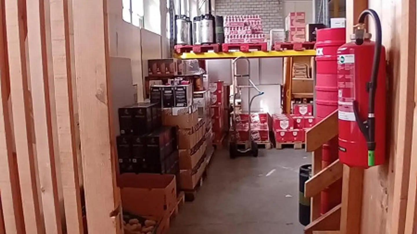 Storage space for rent - Brünigstrasse 64, 6074 Giswil