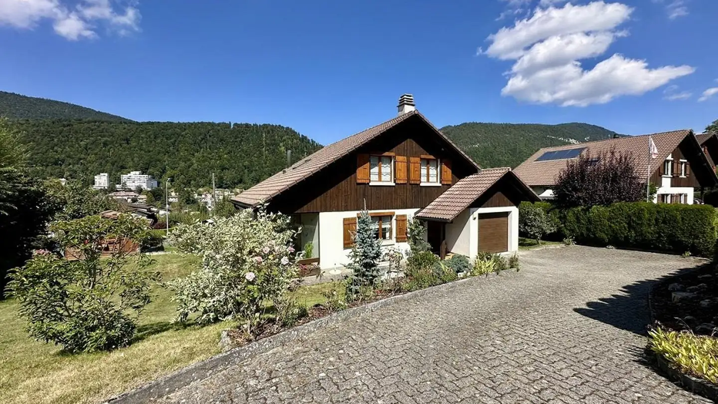 Single house for sale - Sous-Le-Crât 8, 2740 Moutier - Photo 2