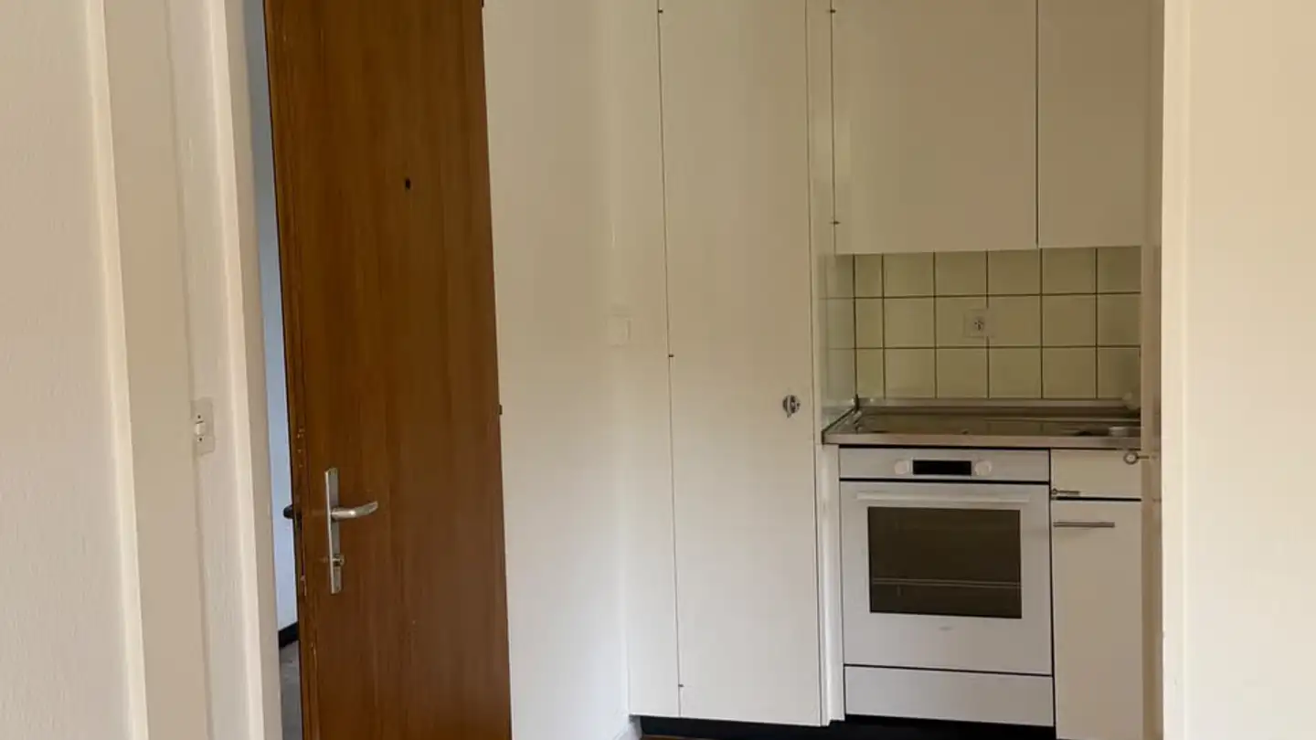 Appartement à louer - Avenue Des Collonges 12, 2520 La Neuveville - Photo 3